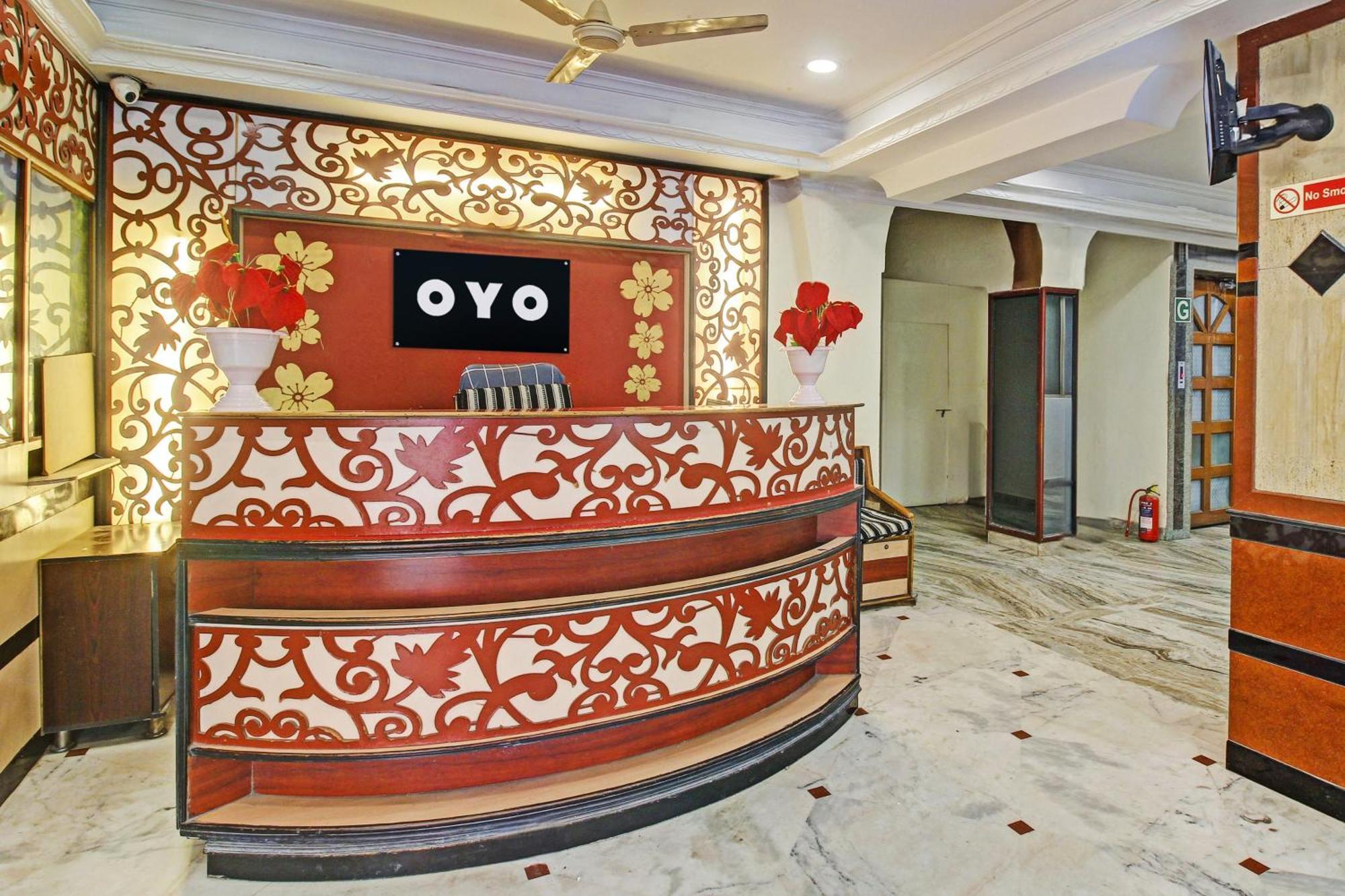 Hotel O Ruma Near Nampally Railway Station Hyderabad Exterior photo