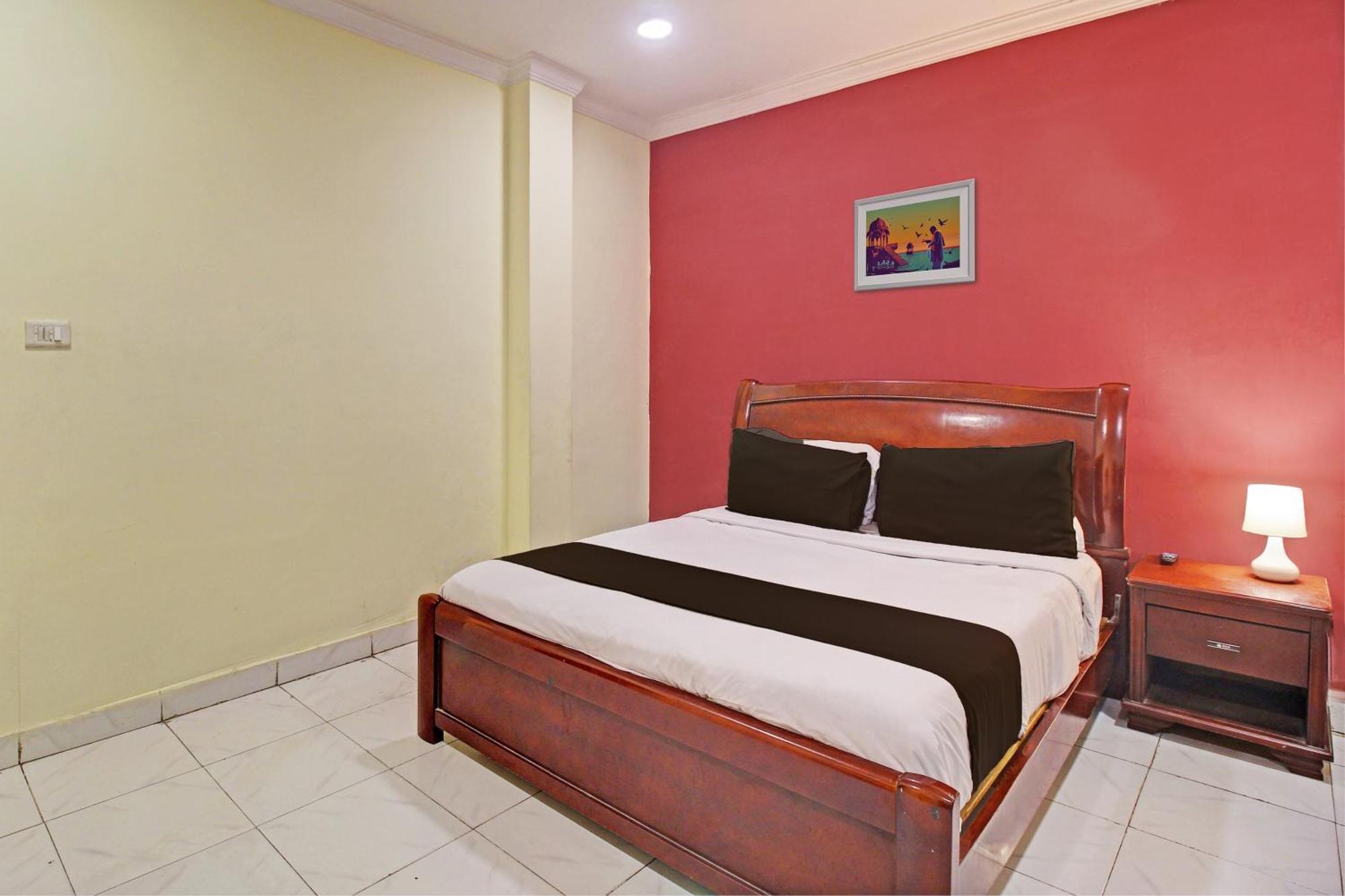 Hotel O Ruma Near Nampally Railway Station Hyderabad Exterior photo