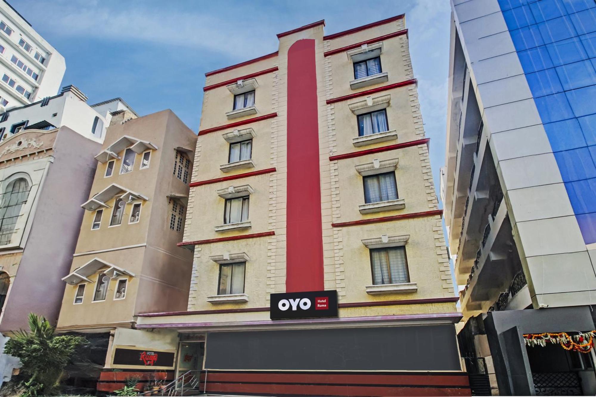 Hotel O Ruma Near Nampally Railway Station Hyderabad Exterior photo
