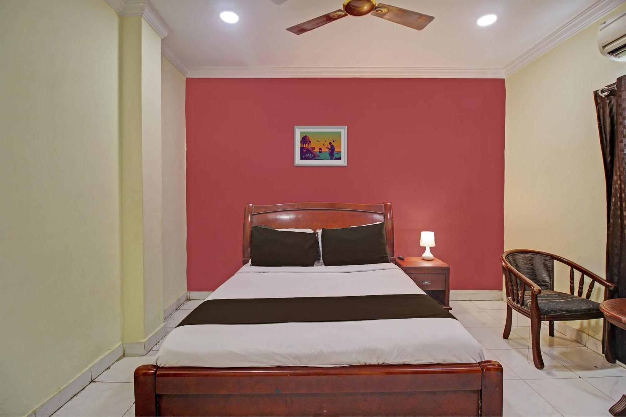 Hotel O Ruma Near Nampally Railway Station Hyderabad Exterior photo