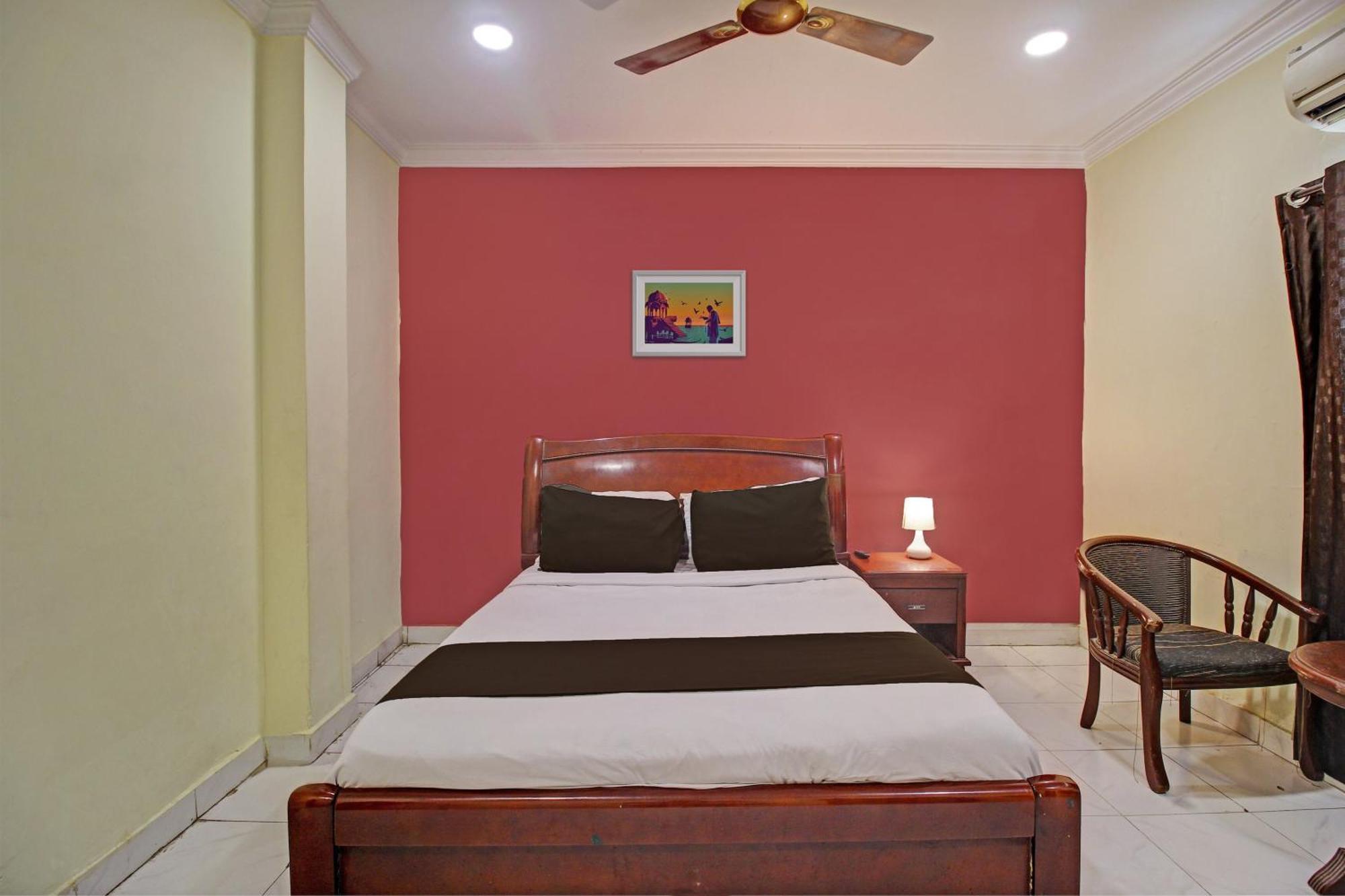 Hotel O Ruma Near Nampally Railway Station Hyderabad Exterior photo